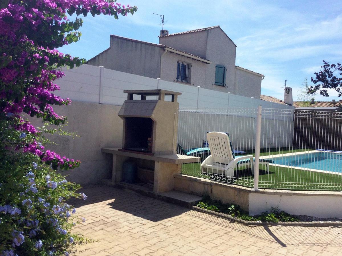 Magnifique Villa Avec Piscine วิลนูฟ เลส์ มากูโลน ภายนอก รูปภาพ